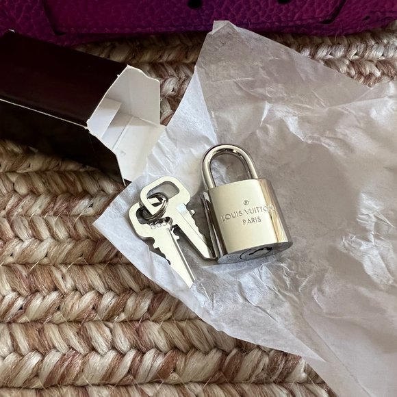 Louis Vuitton Virgil Pink Blue Monogram Illusion Keepall Bandouliere 50 Duffle - Picture 4 of 15